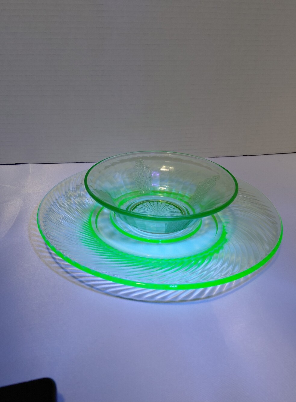 Green Depression Glass  Uranium Glass Serving Plate & Depression Bowl